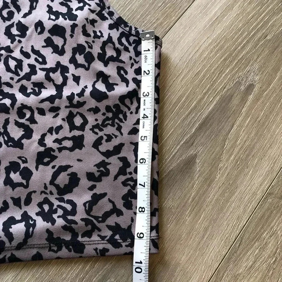 Balance Collection Mia Crop Tank Top Storm Front Leopard Oil Medium (8-10) - Picture 5 of 10